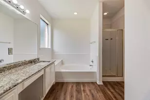 821 S Parks Dr, DeSoto, TX 75115 - Photo 12