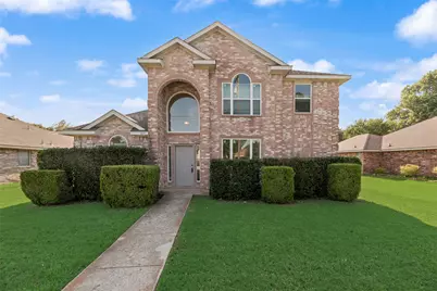 821 S Parks Drive, DeSoto, TX 75115 - Photo 1