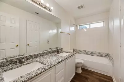 821 S Parks Drive, DeSoto, TX 75115 - Photo 16