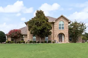 912 Summer Hill Ln, Red Oak, TX 75154 - Photo 1
