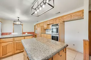 912 Summer Hill Ln, Red Oak, TX 75154 - Photo 10
