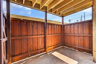 4652 Matilda St, Dallas, TX 75206 - Photo 36