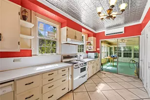 1114 S Houston Ave, Denison, TX 75021 - Photo 8