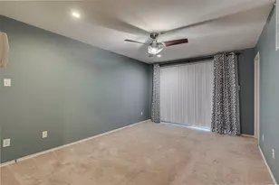 4616 W Lovers Ln, Dallas, TX 75209 - Photo 10