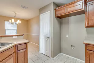 1032 Kingfish Dr, Burleson, TX 76028 - Photo 14