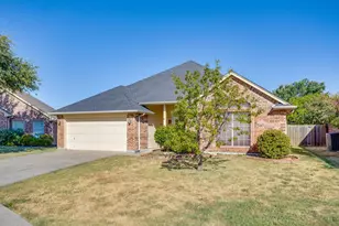 1032 Kingfish Dr, Burleson, TX 76028 - Photo 4