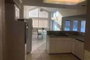 11333 Strait Ln, Dallas, TX 75229 - Photo 8