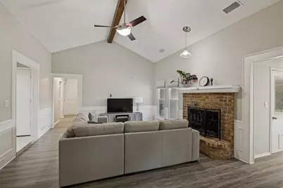 1209 Sandy Creek Drive, Allen, TX 75002 - Photo 6