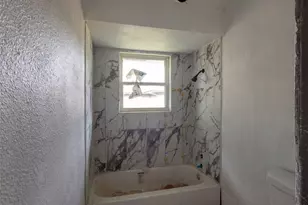 1702 Iroquois Dr, Garland, TX 75043 - Photo 18