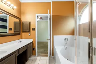 2004 Apple Dr, Little Elm, TX 75068 - Photo 18