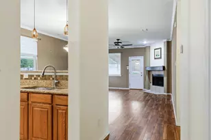 2004 Apple Dr, Little Elm, TX 75068 - Photo 10