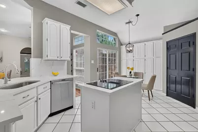 3208 Village Oak Drive, Arlington, TX 76017 - Photo 12