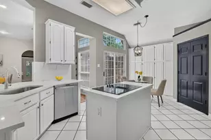 3208 Village Oak Dr, Arlington, TX 76017 - Photo 12