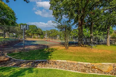 3208 Village Oak Drive, Arlington, TX 76017 - Photo 40