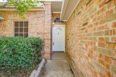 608 Gracie Lane, Burleson, TX 76028 - Photo 2