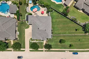 2414 Strathfield Ln, Trophy Club, TX 76262 - Photo 2