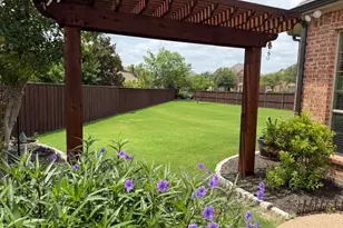 2414 Strathfield Ln, Trophy Club, TX 76262 - Photo 8