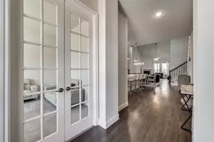 333 Foxthorne Way, Little Elm, TX 75068 - Photo 2