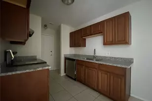1816 Bessie St, Fort Worth, TX 76104 - Photo 4