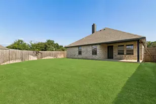 108 Maverick Ln, Pilot Point, TX 76258 - Photo 26