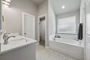 108 Maverick Ln, Pilot Point, TX 76258 - Photo 12