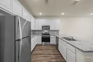 105 SE 4th St, Bonham, TX 75144 - Photo 4