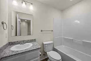 105 SE 4th St, Bonham, TX 75144 - Photo 14