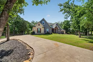 125 Oakbend Trl, Mabank, TX 75147 - Photo 4