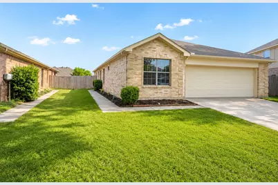 1249 Cottonwood Drive, Crowley, TX 76036 - Photo 2