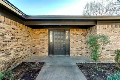 305 Bentley Drive, Joshua, TX 76058 - Photo 4