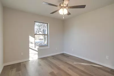 305 Bentley Drive, Joshua, TX 76058 - Photo 28