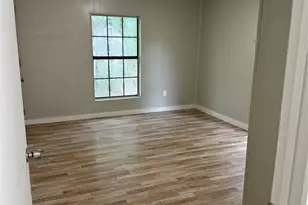 3702 Hartwood Dr, Granbury, TX 76049 - Photo 4