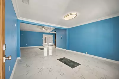 2016 Knollwood Lane, Carrollton, TX 75006 - Photo 2