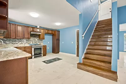 2016 Knollwood Lane, Carrollton, TX 75006 - Photo 6