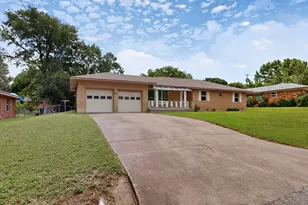 504 Rickey Canyon Ave, DeSoto, TX 75115 - Photo 4