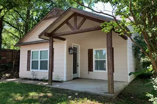 808 W Hull St, Denison, TX 75020 - Photo 16