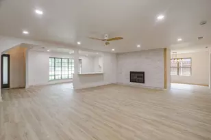 2601 Briarwood Dr, Plano, TX 75074 - Photo 6