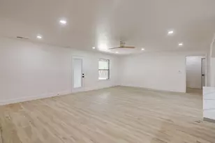 2601 Briarwood Dr, Plano, TX 75074 - Photo 8