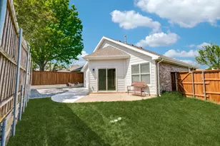 1305 Greenbriar Ln, McKinney, TX 75069 - Photo 12