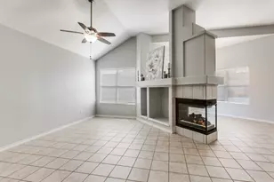 1305 Greenbriar Ln, McKinney, TX 75069 - Photo 4