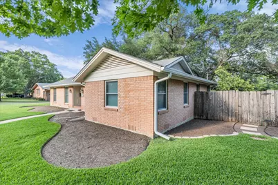 2601 Glendale Drive, Waco, TX 76710 - Photo 2