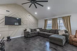 4362 Green Acres Cir, Arlington, TX 76017 - Photo 8