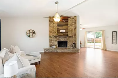 1322 Crestview Drive, Allen, TX 75002 - Photo 2