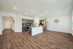 905 English Dr, Aubrey, TX 76227 - Photo 4