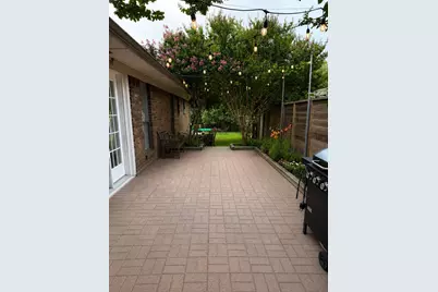 9321 Highedge Circle, Dallas, TX 75238 - Photo 16