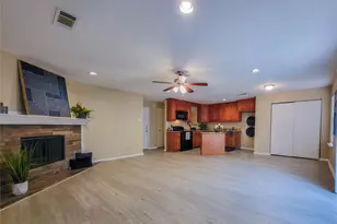 7216 Lancashire Dr, North Richland Hills, TX 76182 - Photo 4