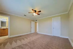 7216 Lancashire Dr, North Richland Hills, TX 76182 - Photo 8