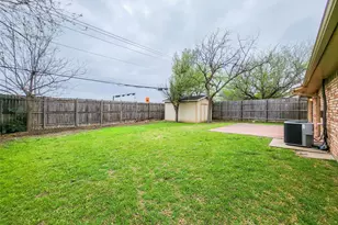 7216 Lancashire Dr, North Richland Hills, TX 76182 - Photo 10