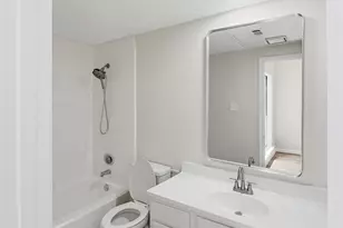 7126 Holly Hill Dr, Dallas, TX 75231 - Photo 10