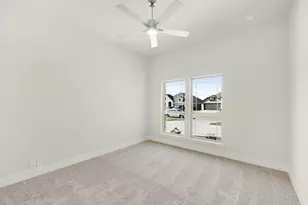 131 Red Cedar Ct, Balch Springs, TX 75181 - Photo 20